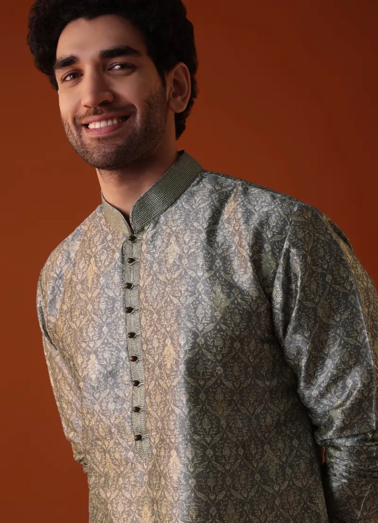 Grey Toned Silk Kurta With Machine Embroidery